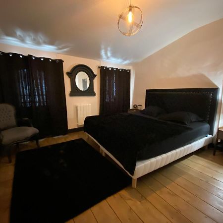 Vieille Rose Villa Niort Bagian luar foto