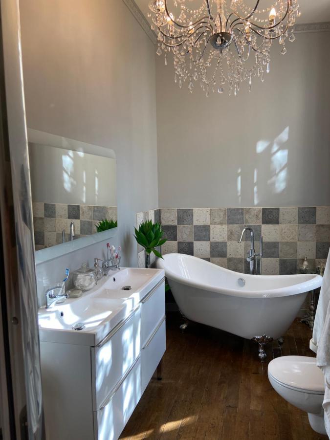 Vieille Rose Villa Niort Bagian luar foto
