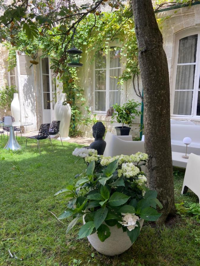 Vieille Rose Villa Niort Bagian luar foto